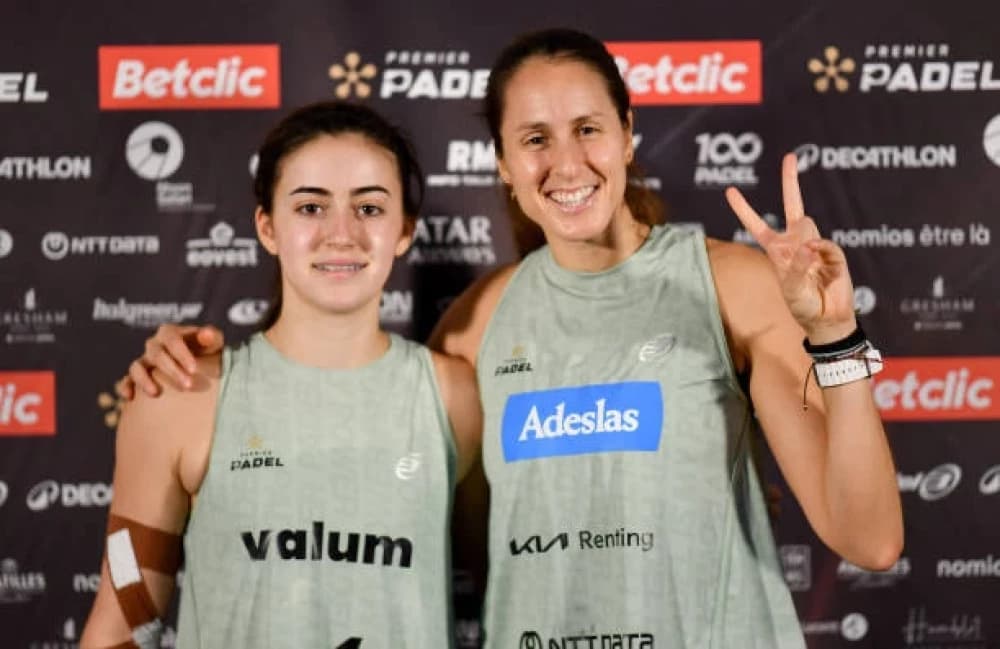 Rising Stars: Triay and Fernández Lead Women's Padel