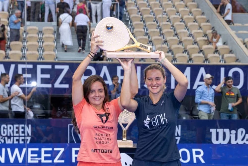 Dominant Duo in Women's Padel: Sánchez and Josemaría Dominant Duo in Women's Padel: Sánchez and Josemaría
